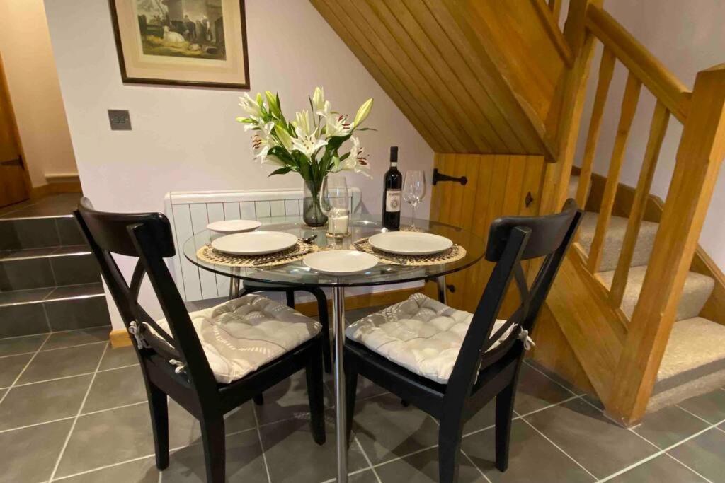 Oaklands Cottage On A Rural Farm Dingestow Экстерьер фото